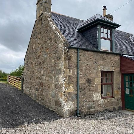 Quirky Highland Cottage With Stunning Views Fearn Lodge Buitenkant foto