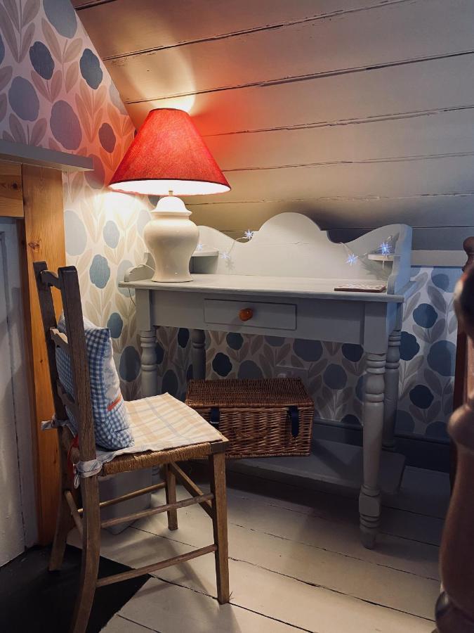 Quirky Highland Cottage With Stunning Views Fearn Lodge Buitenkant foto