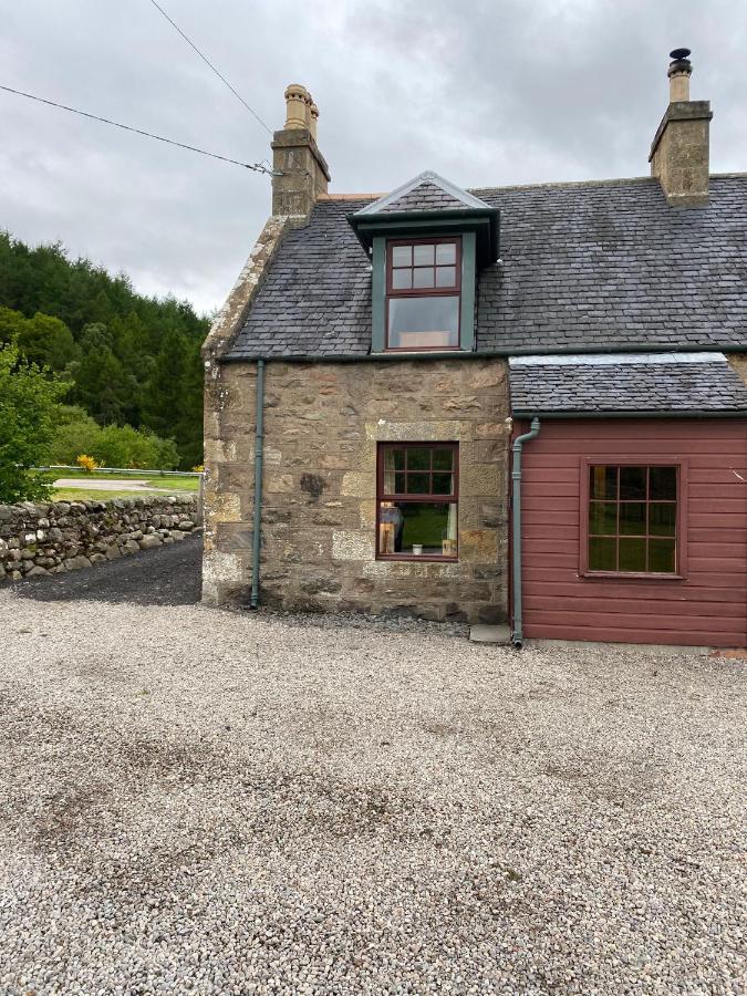 Quirky Highland Cottage With Stunning Views Fearn Lodge Buitenkant foto